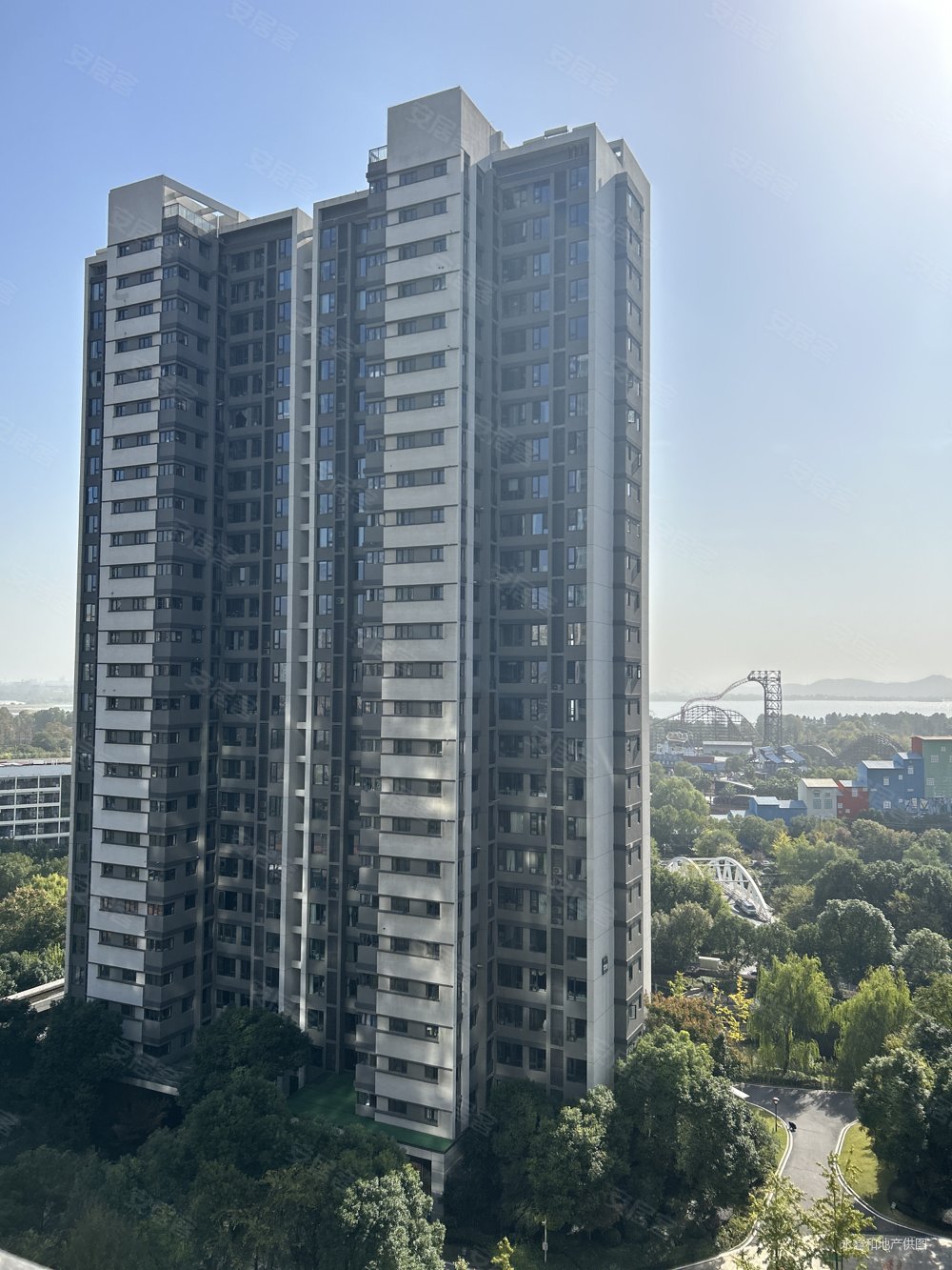 纯水岸东湖三期