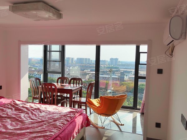 无锡新吴梅村嘉禾广场嘉禾广场,精装修,三房两厅一卫两个阳台,随时