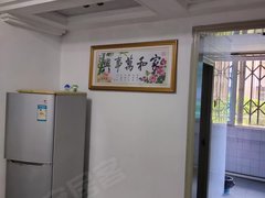 镇江润州协信太古城万达附近 广东山庄 精装修 合租室友 领包入住出租房源真实图片