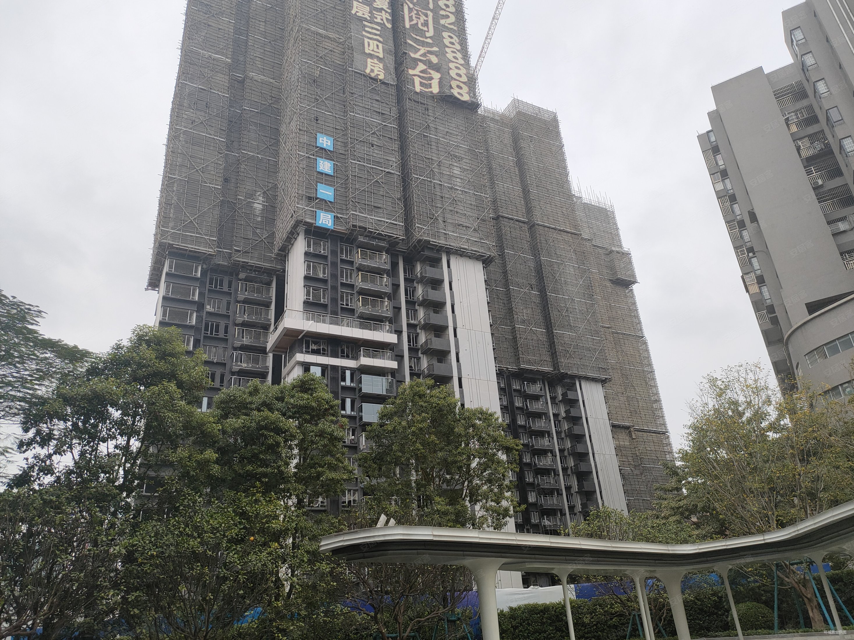 白云新城 保利阅云台 3地铁环绕 渠道特惠9折 12年教育