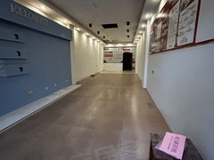 韶关浈江南郊无需转让费中介费，站南小学门口沿街旺铺，带阁楼，商住两用出租房源真实图片
