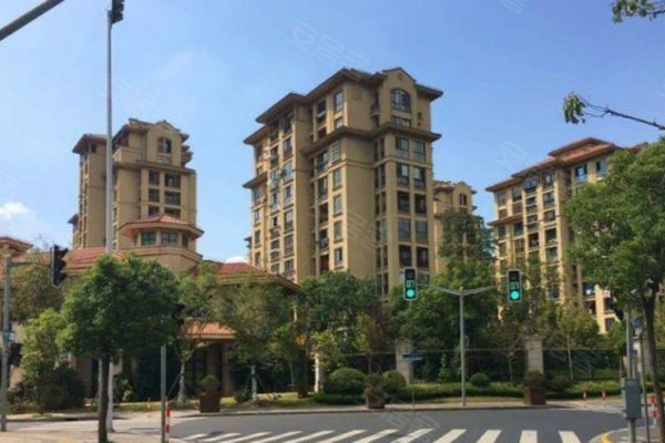 戴苗和解读阳光美林轨道交通特色 【轨道交通】小区北边150米就是宝山