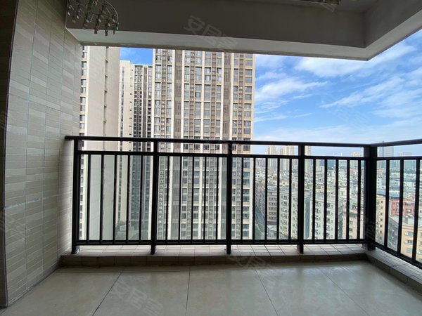 广州南沙金洲广州时代云图两房 中高楼层 随时看房 多套对比出租房源