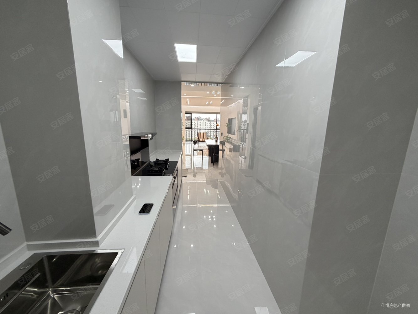 盛景苑4室2厅2卫125.5㎡南北89万