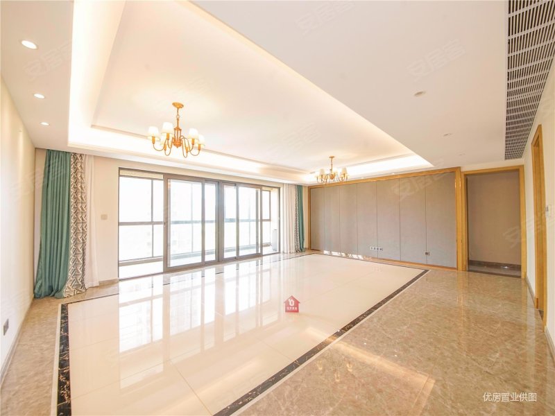 无锡房产网>无锡二手房>滨湖二手房>太湖二手房>富力十号(b区)>800