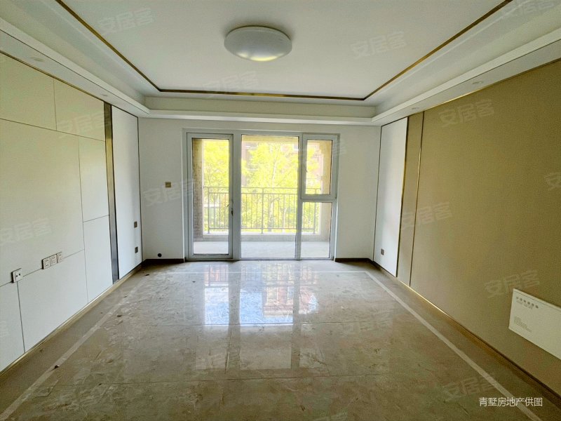 天泰阳光水岸 精装未住房源一套,价格可大谈,钥匙看房