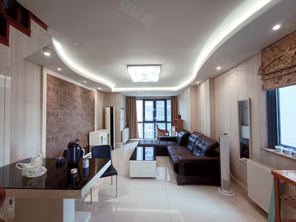 上海浦东金桥禹洲金桥国际二期九号线金桥地铁站八百米居家精装修房子