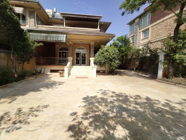 泉州丰泽丰泽街千亿山庄南北通透 花园300平出租房源真实图片