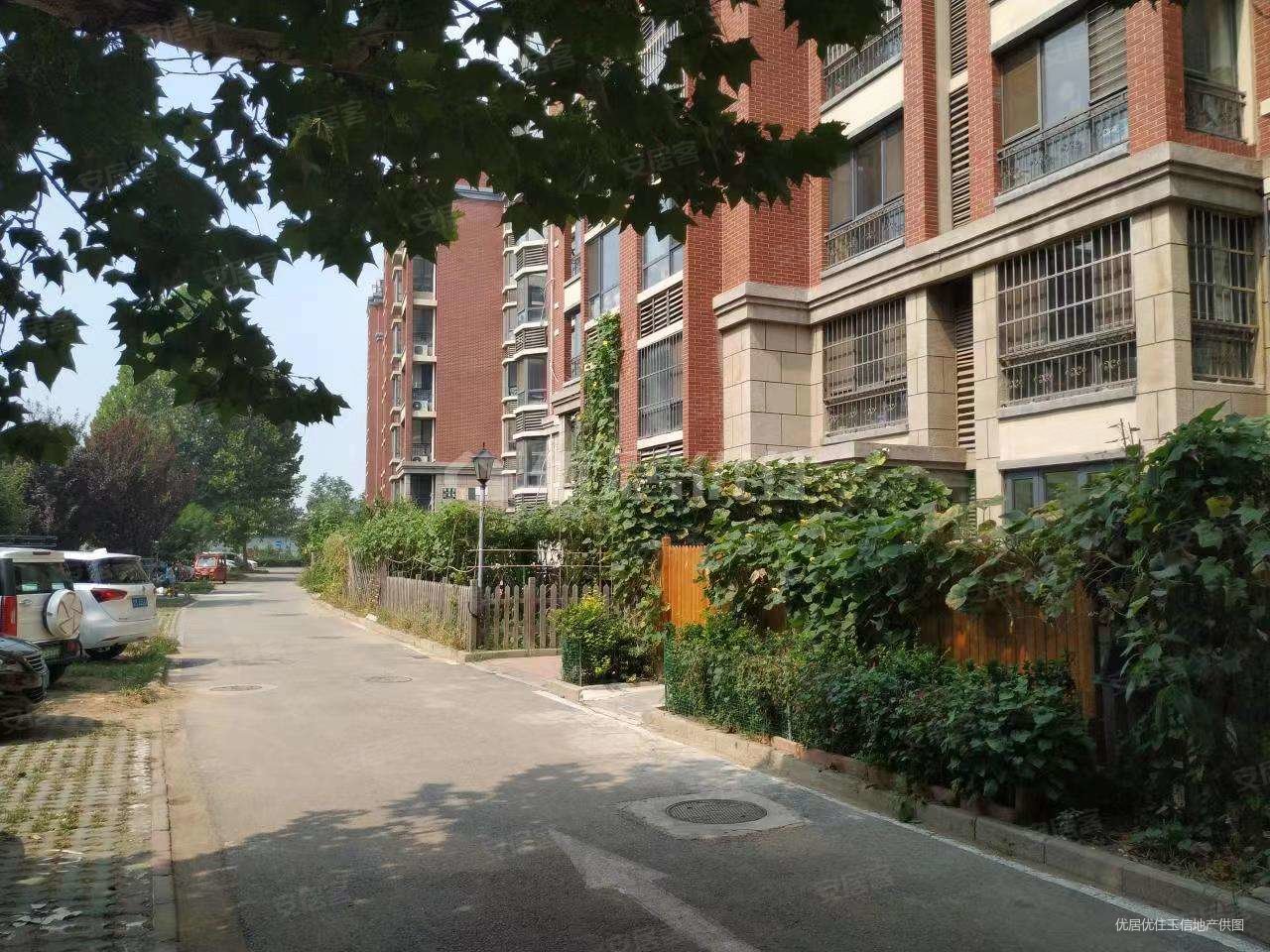 北京房产网>北京二手房>大兴二手房>大兴周边二手房>恒盛波尔多小镇