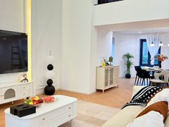 上海松江九亭超大独栋（实拍房源）花园2亩地，看房随时，拎包入住出租房源真实图片