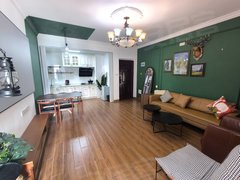 桂林临桂世纪大道时代枫林精装带露台，两房朝南，不给养宠物，一年起租出租房源真实图片