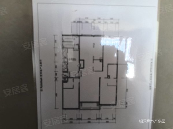 壹湖国际3室2厅3卫191.48㎡南北248万