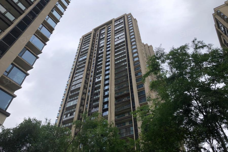 金科集美嘉悦精装三房两卫丶蔡家曹家湾轻轨站旁次新小区6.13