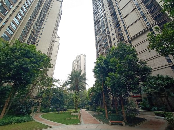 【多图】凤岭山语城,凤岭北租房,房屋方正.配套齐全,拎包入住.