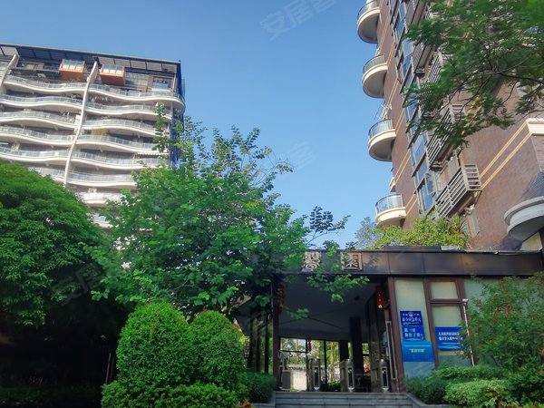 广州番禺大学城大学馨园大学馨园 4室2厅2卫 电梯房 南北通透 配套