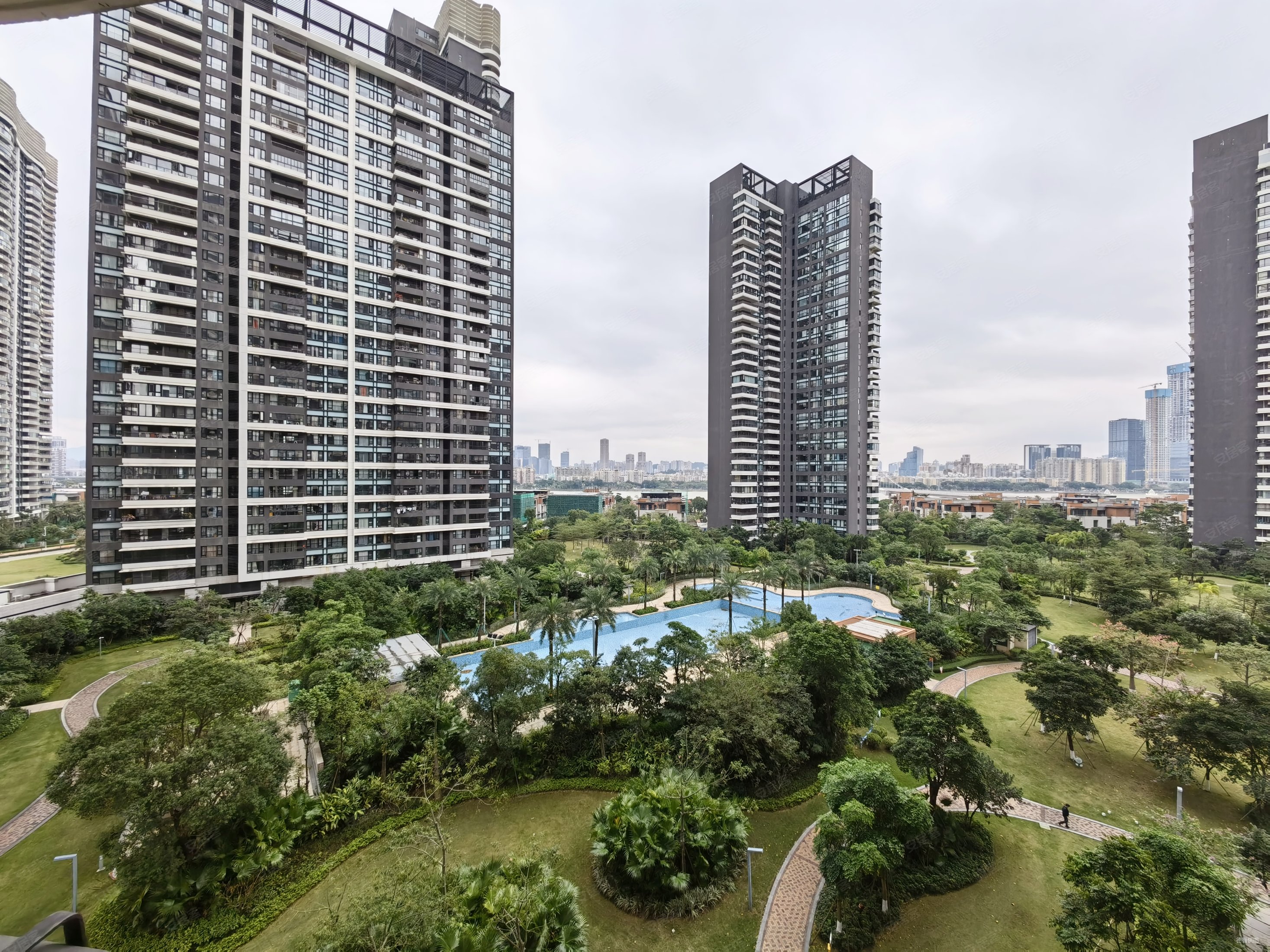 珠海房产网>珠海二手房>香洲二手房>南屏二手房>中信红树湾(南区)>