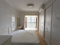 益阳赫山万达广场鹏利广场精装公寓南北通透 拎包入住出租房源真实图片