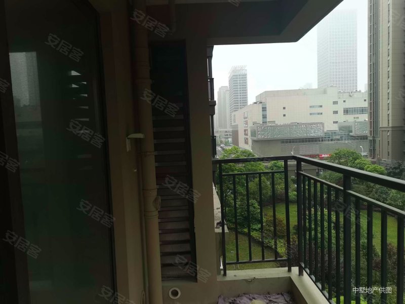 合肥房产网>合肥二手房>滨湖新区二手房>环湖cbd二手房>中海滨湖公馆>