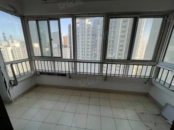 济南历城洪家楼海蔚广场小区海蔚广场小区  洪家楼  精装修  押一付一