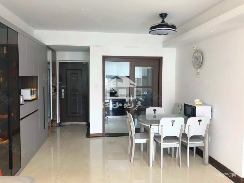 南宁大唐天悦4房2厅精装103万