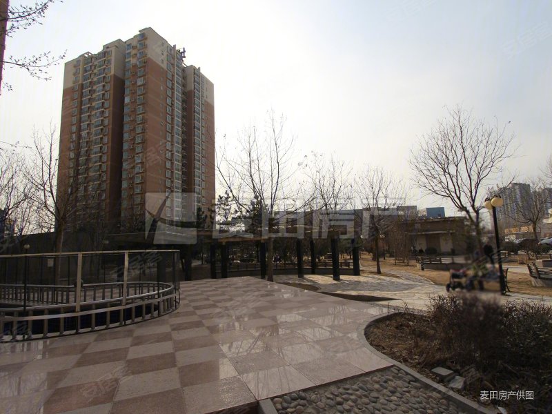 方舟苑2室2厅1卫93㎡东北715万