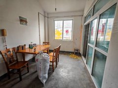 芜湖鸠江奇瑞学府商业广场大圣小区3房出租。空调洗衣机冰箱家电齐全!手慢无随时看房出租房源真实图片