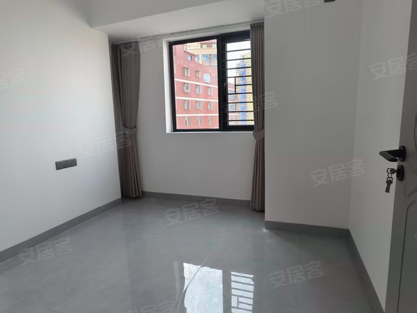 泉州南安霞美镇华创幸福鲤华创幸福鲤 4室2厅1卫