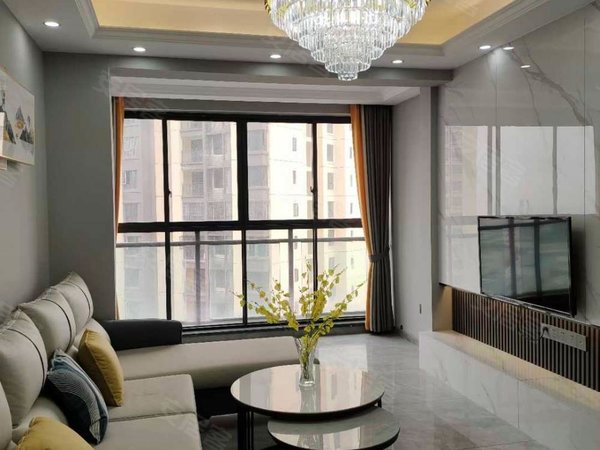 重庆荣昌荣昌城区金科泽科美丽郡新小区,环境好,房子干净整洁,领包