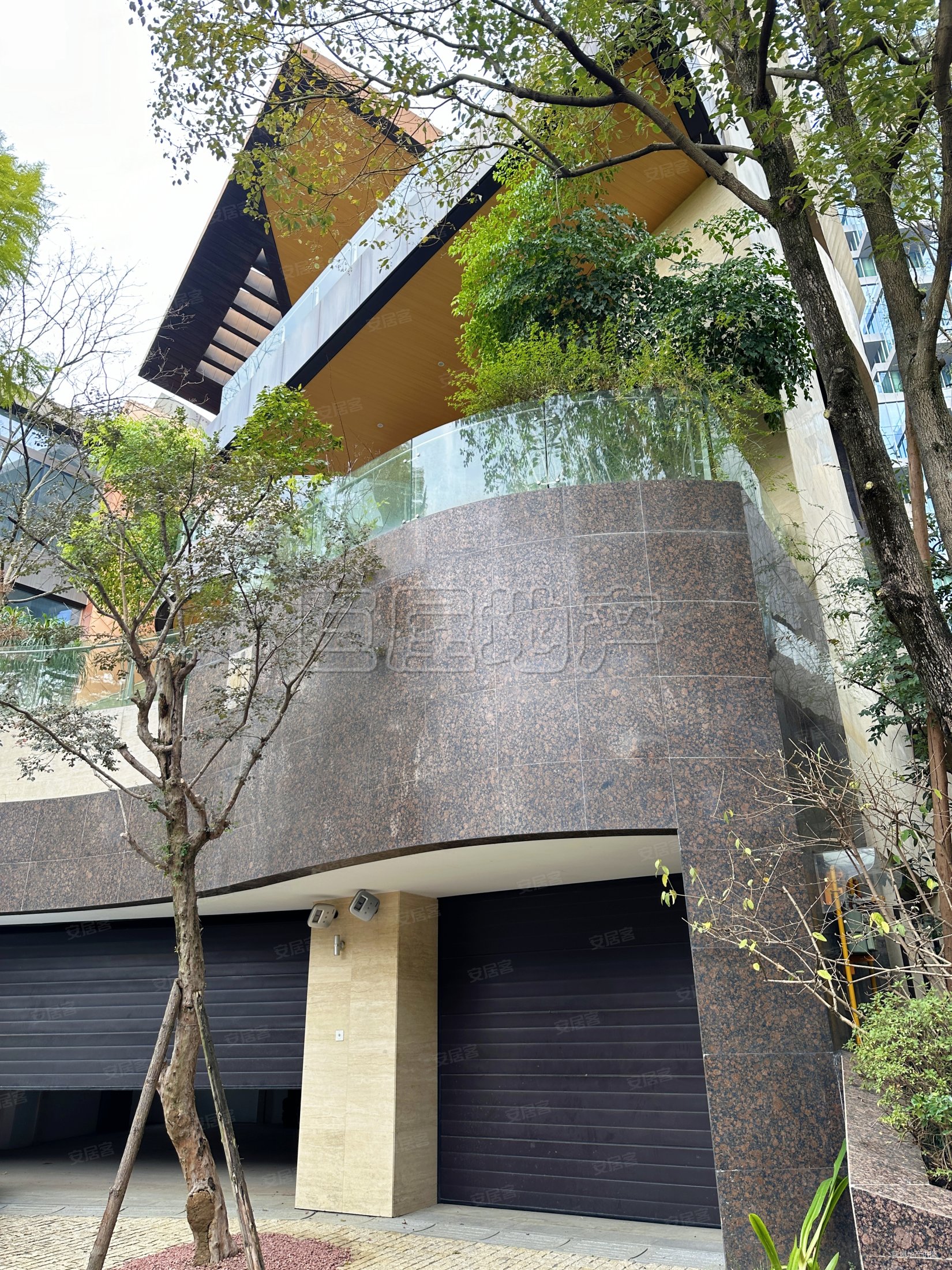 麓湖黑蝶贝 双花园带码头 独栋别墅 实用超1000平,麓湖生态城黑蝶贝二