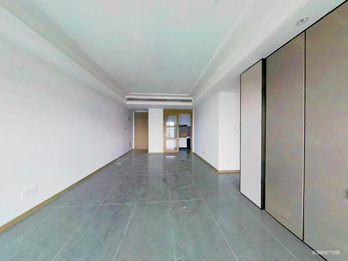 金科博翠天下3室2厅2卫115.18㎡南北148万