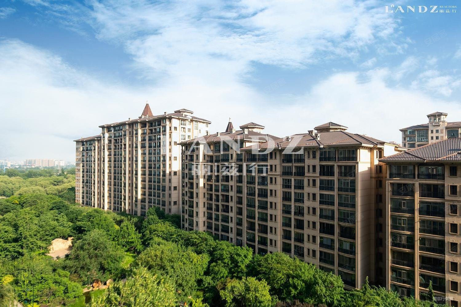 星河湾朗园3室2厅4卫352.02㎡南3800万