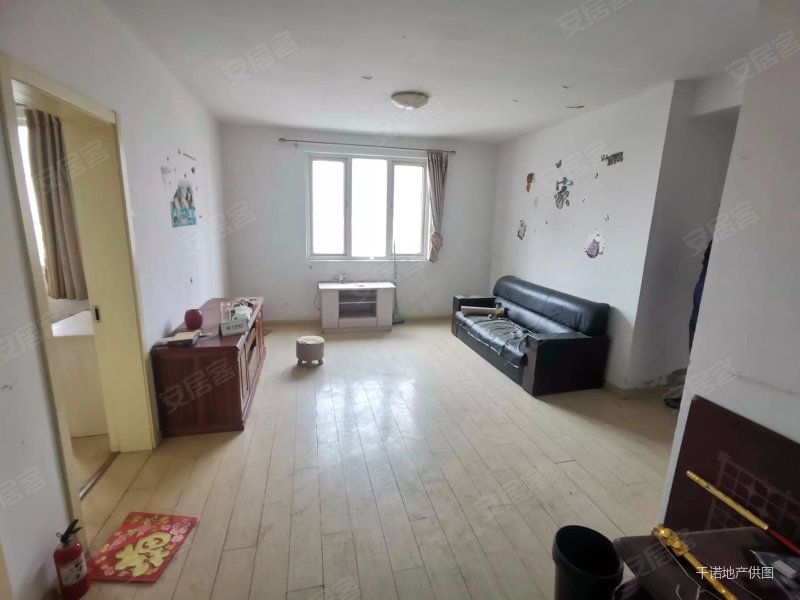 南北通透 购物方便 商品房 中间楼层 出行方便 小三房,西善花苑万福园