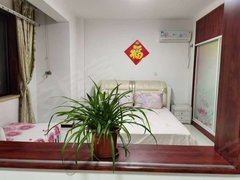 龙口东城区兰兴路龙门花园公寓 房内干净利索 客厅和卧室是分开的出租房源真实图片