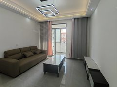 常熟万达广场万达广场中心游文小学旁边 民用水电，南北通透 精装出租，停车方便出租房源真实图片