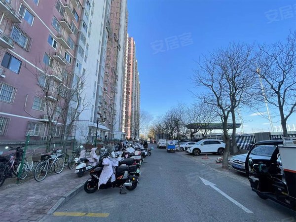 北京昌平霍营住总旗胜家园(北区)房主签约 西三旗 旗胜家园 南向两
