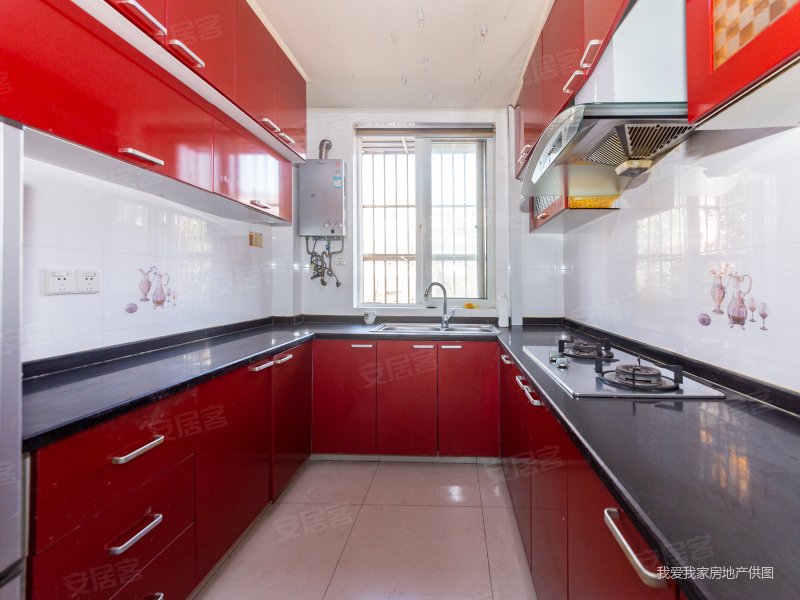 现代花园三期带车库车位小三房商圈成熟交通便捷