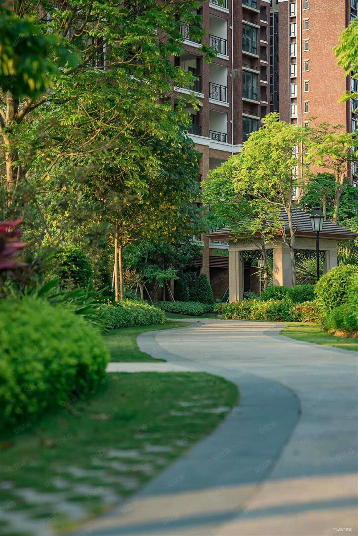 金时花园(北区别墅)5室2厅4卫175㎡南北368万