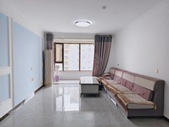 巨野巨野城区巨野市区蓝博湾电梯中等装修，家具家电齐全，拎包入住。出租房源真实图片