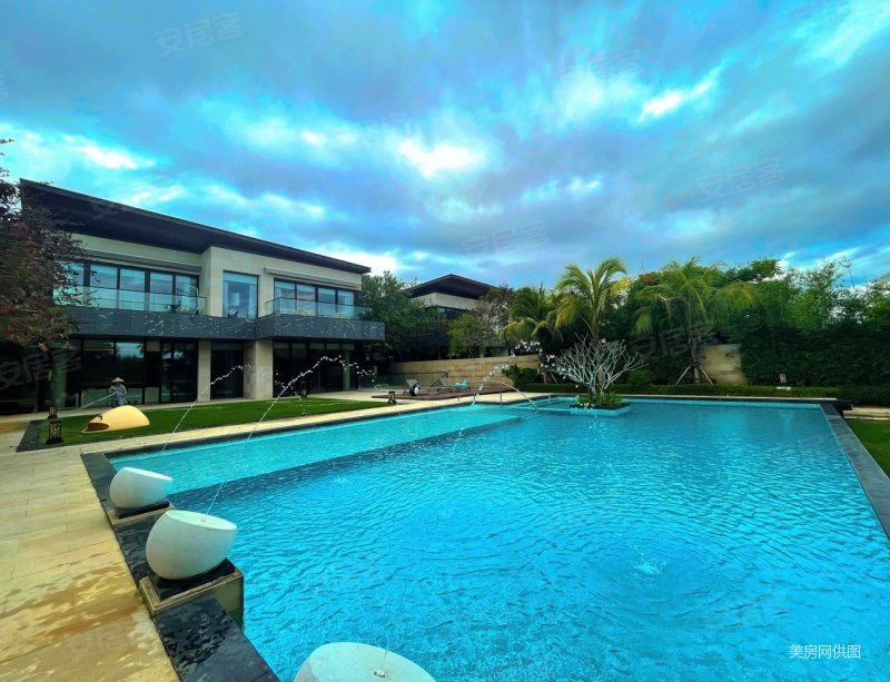 海棠湾一线亲海独栋别墅花园占地25亩带无边际泳池海棠湾君御