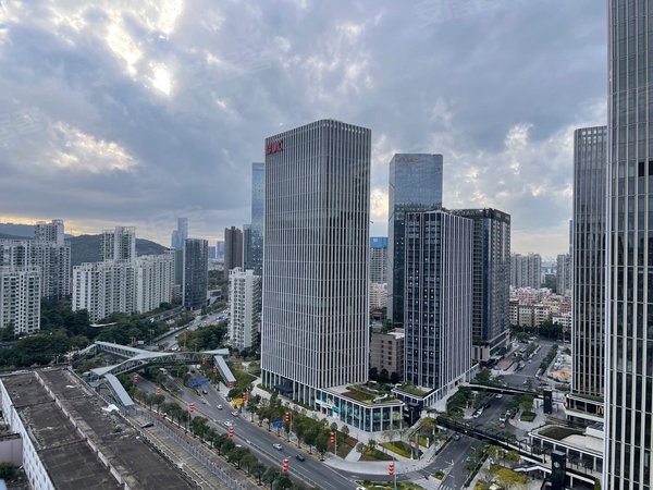 深圳南山南油华联城市中心华联城市中心 1室0厅1卫 精装修 电梯房