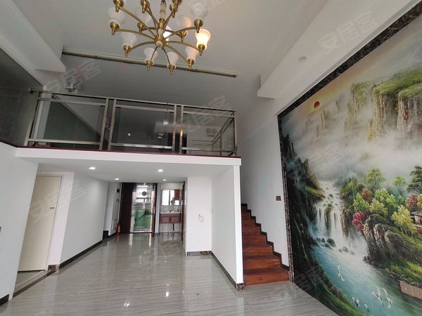 东莞常平中元街嘉宏万城嘉宏万城 4室2厅1卫 南北通透 配套齐全 办公