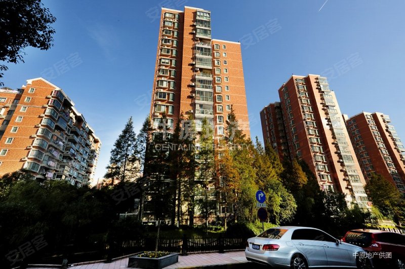 上海房产网>上海二手房>徐汇二手房>龙华二手房>盛大花园>