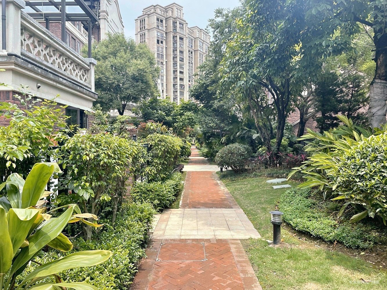 泰禾红悦下叠别墅性价比高小区环境好
