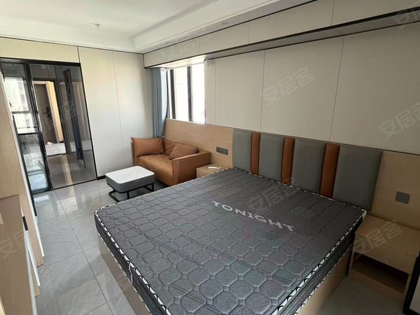 海宁海宁市区硖石新华苑爱琴海楼上一室一厅可短租 新华苑装修好密码锁家电齐全出租房源真实图片