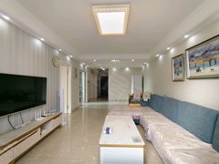 乌鲁木齐沙依巴克红庙子经开万达附近荣和城五期 通风好 精装修 密码锁随时看出租房源真实图片