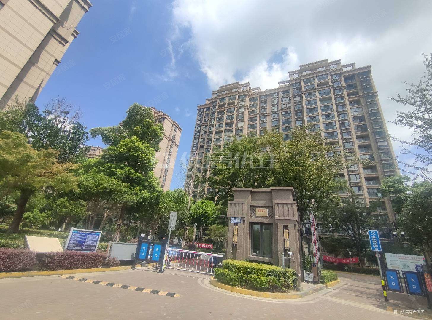 昆山房产网>昆山二手房>陆家二手房>陆家镇二手房>水岸香堤>