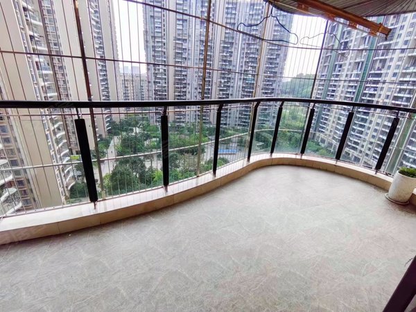 深圳光明光明楼村花园(一期)梦之花园~楼村花园全新配齐 22中旁 近龙