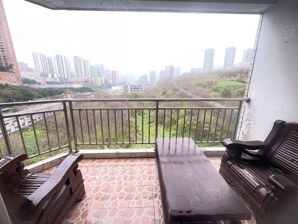 重庆南岸上新街金都华庭长租短租 0中介 两室两卫!