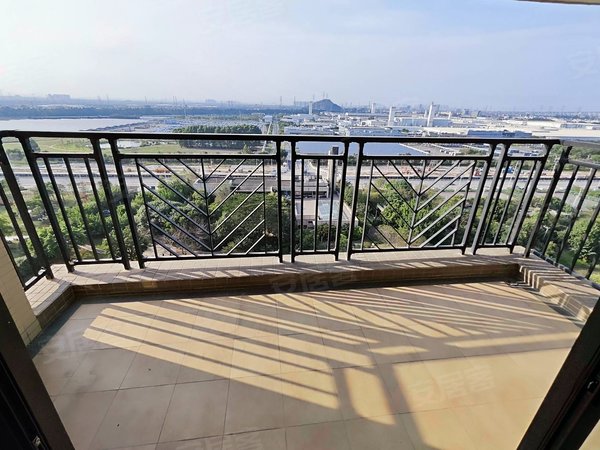 广州南沙黄阁南沙保利城南沙保利城 南悦湾 吉屋两房 中层电梯 开阔