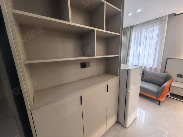 金华永康永康市区高圳路235,251号小区东站巴黎商街全智能带投影家电齐全可月付停车方便采光好出租房源真实图片